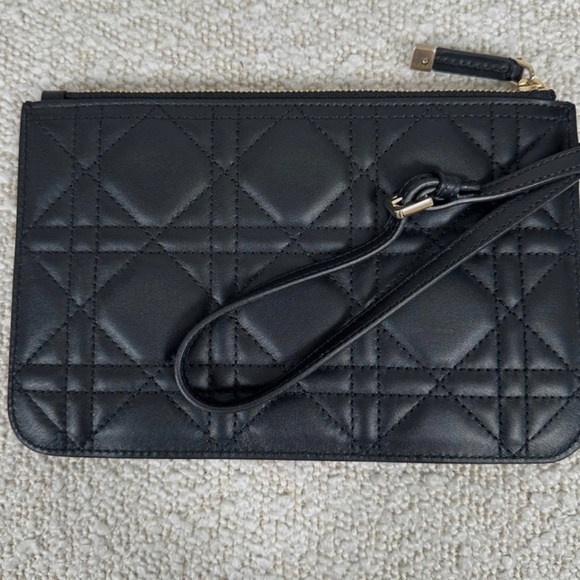 Authentic DIOR Medium Dior Toujours Bag Black Macrocannage Calfskin - Picture 6 of 14